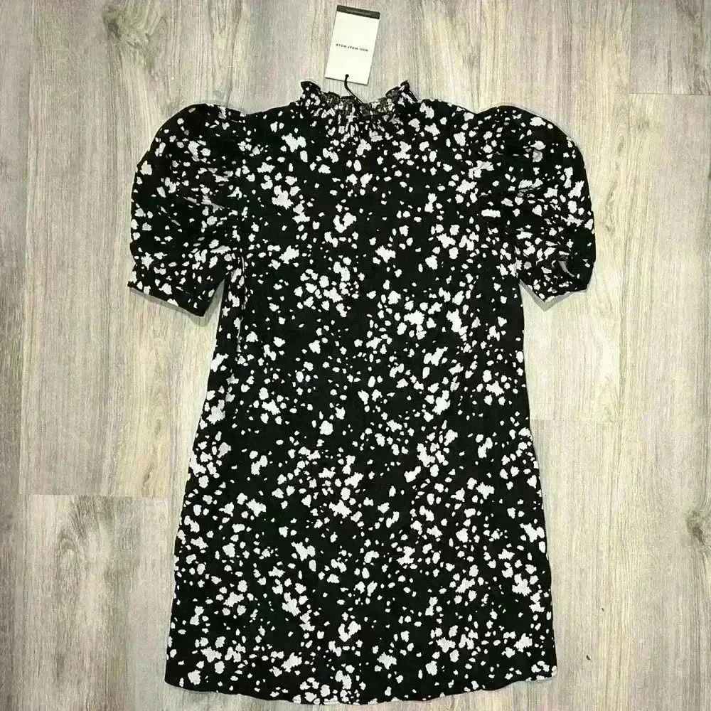 NWT Who What Wear Ruffle High Neck Short Sleeve Black White Shift Dress Size S